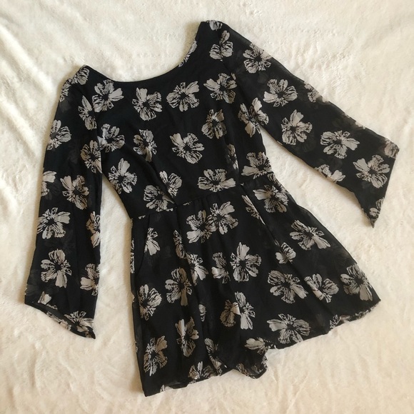 Floral Romper - Picture 1 of 6